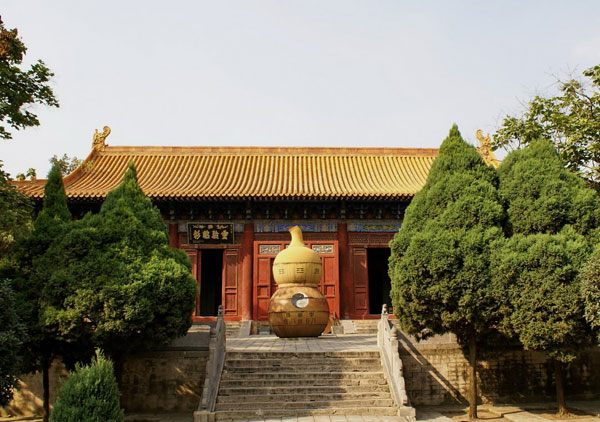 Zhongyue temple