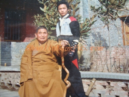 Great Master, Su Xi.Master Shi Xing Jun on the right